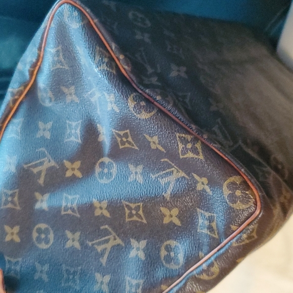 LOUIS VUITTON SPEEDY 40 - Picture 13 of 17